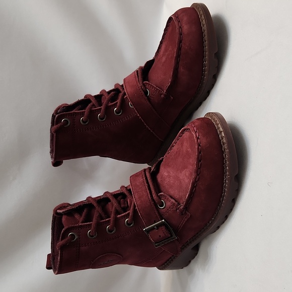 Polo Ralph Lauren Ranger Hi II Leather Boots (Boys Size 1) - Picture 2 of 16